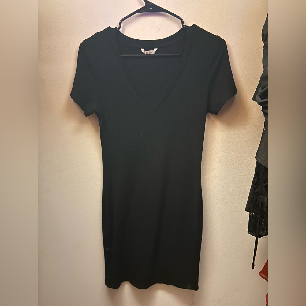 Black V-Neck Tight Dress